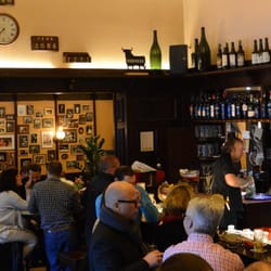 Sherry & Port - Pub-Atmosphäre