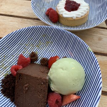 Azabu - Miami Spice 2020: DESSERTS chokoreto & yuzu key lime tart - Sushi Bars Near Me - Miami Beach, Florida