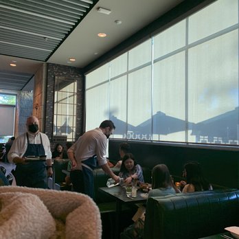 Bon Mot - Seating table - Korean Near Me - Cupertino, California