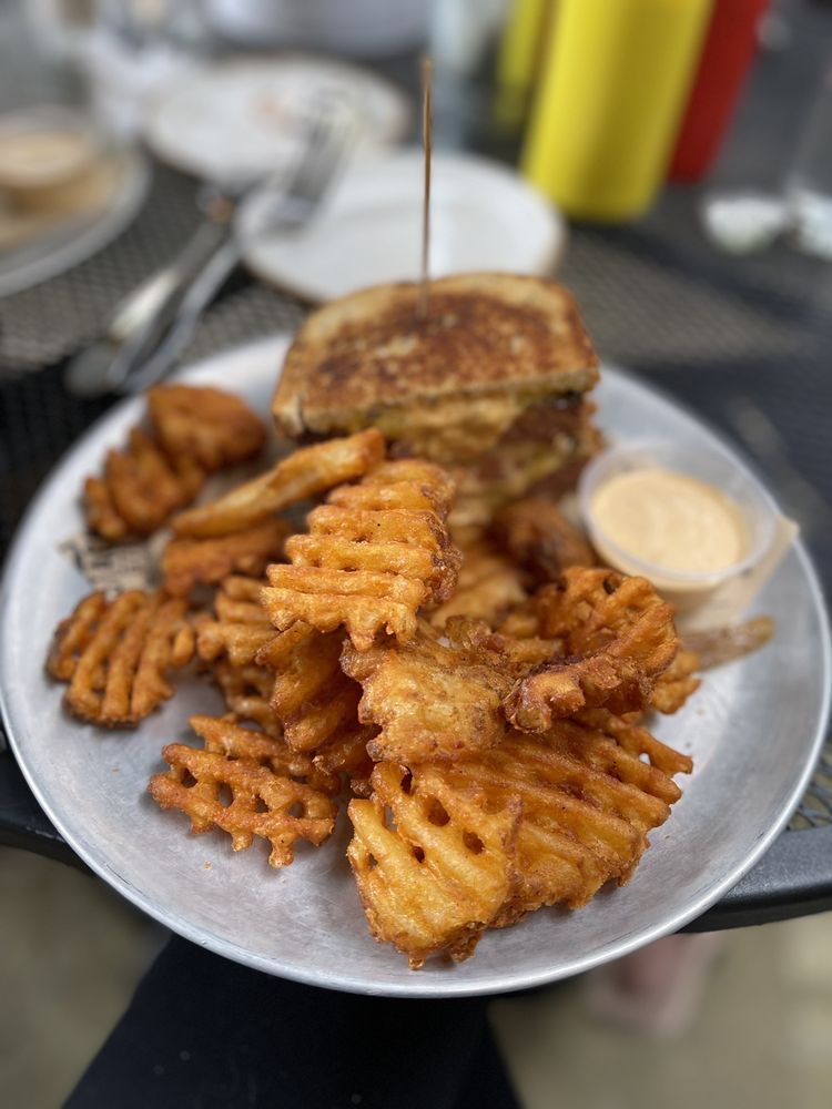 Stack 571 Burger & Whiskey Bar