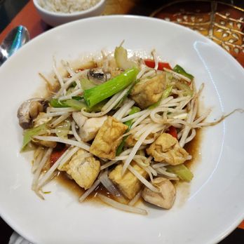 Ammathar - Bean sprouts, mushroom and tofu dish - Thai Near Me - Washington, DC, District of Columbia