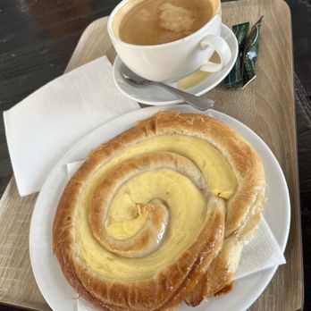 El Fornet - Lunch. - Bakeries Near Me - Barcelona, B El Fornet - Lunch. - Bakeries Near Me - Barcelona, B