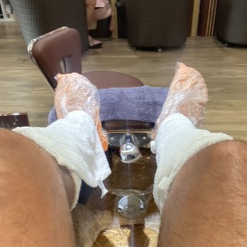 Viva La Nails - Deluxe pedicure. Paraffin wax & hot towels - Nail Salons Near Me - Arlington, Tennessee Viva La Nails - Deluxe pedicure. Paraffin wax & hot towels - Nail Salons Near Me - Arlington, Tennessee
