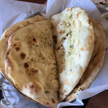 India Grill indian restaurant and bar - Garlic naan - Indian Near Me - Arlington, Texas India Grill indian restaurant and bar - Garlic naan - Indian Near Me - Arlington, Texas