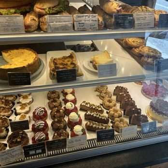 Louvard - Bakeries Near Me - Paris, 75