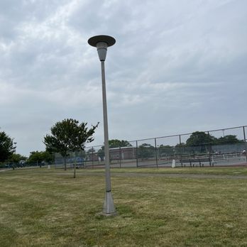 Cow Meadow Park Marina - Pickle ball and volley ball courts - Parks Near Me - Freeport, New York Cow Meadow Park Marina - Pickle ball and volley ball courts - Parks Near Me - Freeport, New York