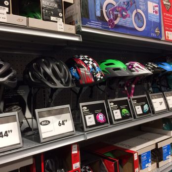 DICK'S Sporting Goods - Sports Wear Near Me - Glendale, New York