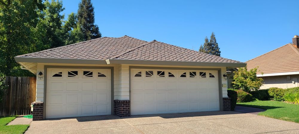 Slide of Harlan Quality Roofing