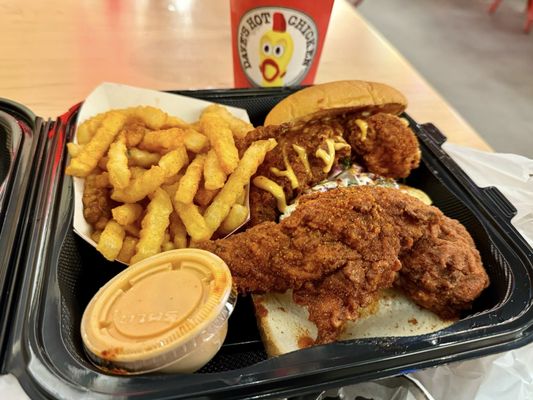 Dave's Hot Chicken by null