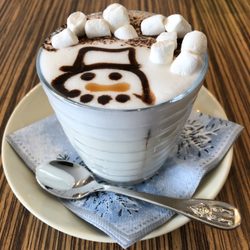 Anna Bella - Süßes Schneeflöckchen, Vanille-Milch mit Marshmallows