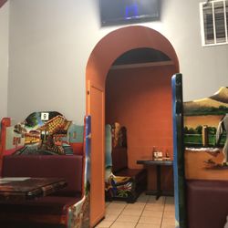 El Corral - Booths for dine in eating