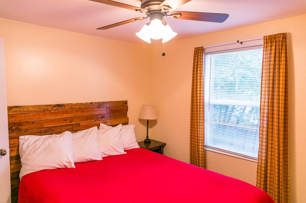 LAVA HOT SPRINGS SUITES 10 Photos 63 S 1st E, Lava Hot Springs, ID