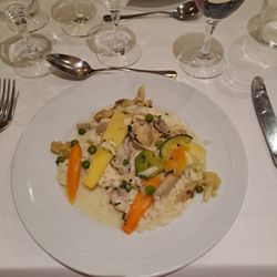 L'Alsace à Table - Pääruoka (main course): no protein, "risotto" made of plain water, no cheese or butter