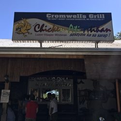 Cromwell's Grill - The front of the restaurant!