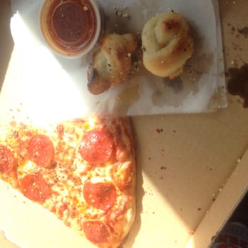 I love NYC Pizza - Pepperoni pizza with garlic knots. - Pizza Near Me - Orlando, Florida I love NYC Pizza - Pepperoni pizza with garlic knots. - Pizza Near Me - Orlando, Florida