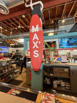 Max's Bar & Grill by null