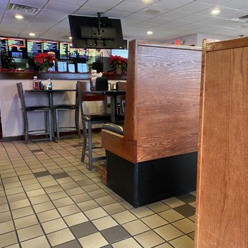 Major League Roast Beef & Wings - Interior - American Near Me - Auburn, Massachusetts Major League Roast Beef & Wings - Interior - American Near Me - Auburn, Massachusetts