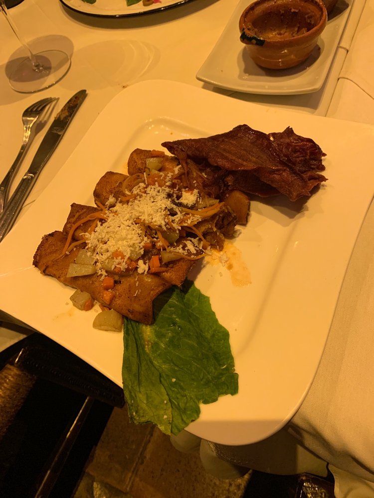 LOS MIRASOLES Av. Francisco I. Madero Poniente 549, Morelia, Michoacán, Mexico Restaurants