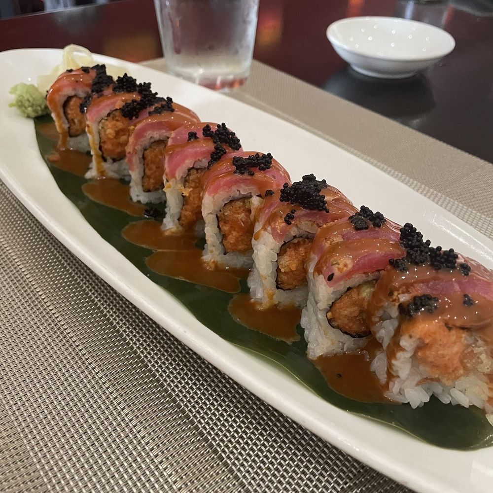 Red Lotus - Spicy Girl Roll - Asian Fusion Near Me - Shelton, Connecticut Red Lotus - Spicy Girl Roll - Asian Fusion Near Me - Shelton, Connecticut