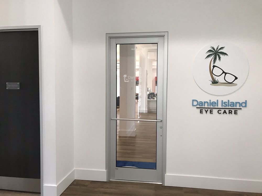 DANIEL ISLAND EYE CARE Updated June 2024 12 Photos & 12 Reviews