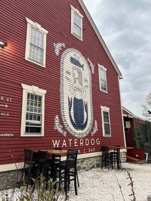Waterdog Kitchen + Bar by null