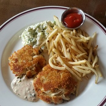 Artie's - Crab cakes - American Near Me - Fairfax, Virginia