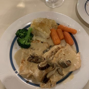 La Mere Michelle - Chicken Parisienne - French Near Me - Saratoga, California La Mere Michelle - Chicken Parisienne - French Near Me - Saratoga, California