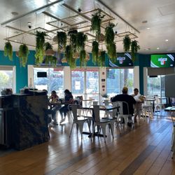 Restaurant La Ceiba - Inside dining