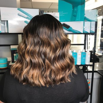 Glam Street Salon - Hair Salons Near Me - Grayslake, Illinois