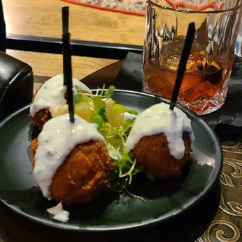The Cigar Cellar - Cigar Bars Near Me - Kennesaw, Georgia