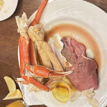 Toucan Charlie's Buffet & Grille - Snow crabs and prime rib - Buffets Near Me - Reno, Nevada Toucan Charlie's Buffet & Grille - Snow crabs and prime rib - Buffets Near Me - Reno, Nevada