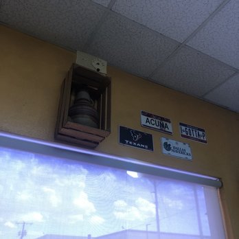 El Taquito - Inside decor - Mexican Near Me - El Paso, Texas El Taquito - Inside decor - Mexican Near Me - El Paso, Texas