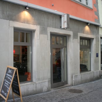 Bar Regenbogen - Der Eingang von der Gasse - Bars Near Me - Zürich, ZH Bar Regenbogen - Der Eingang von der Gasse - Bars Near Me - Zürich, ZH