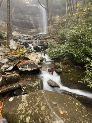 Rainbow Falls Trail by null