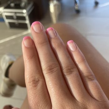 Posh & Co Nail Lounge - Pink French tip gel nails - Nail Salons Near Me - Waco, Texas Posh & Co Nail Lounge - Pink French tip gel nails - Nail Salons Near Me - Waco, Texas