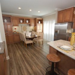 Oakwood Homes - Jamestown interior