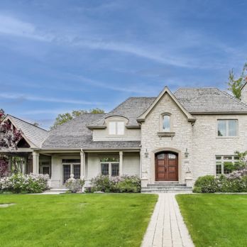 Vittoria Logli - Home exterior at Becker Road, Glenview, IL, sold by Vittoria Logli Team - Real Estate Agents Near Me - Glenview, Illinois Vittoria Logli - Home exterior at Becker Road, Glenview, IL, sold by Vittoria Logli Team - Real Estate Agents Near Me - Glenview, Illinois