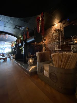 Taverne Midway by null