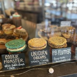 Mitten Raised - Sandwich cookies