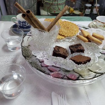 Aunt Kate's Chocolates - a plate of desserts - Candy Stores Near Me - Tenino, Washington