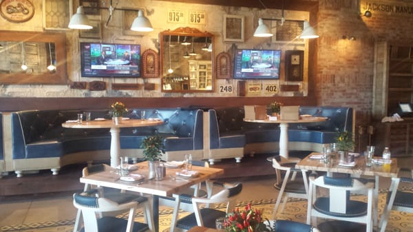 Hearthstone Kitchen & Cellar by null