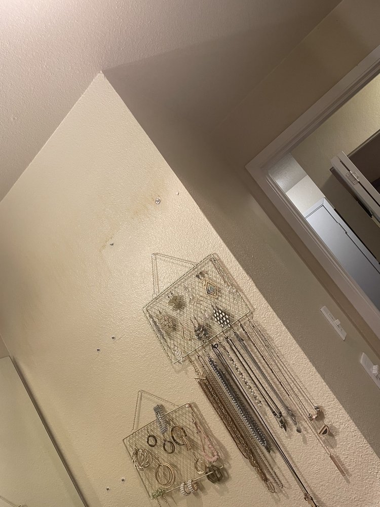 RAINIER POINTE Updated October 2024 13 Photos & 21 Reviews 6643 20th St E, Fife