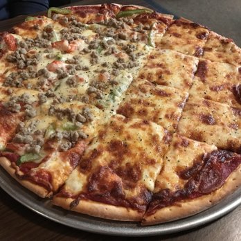 Boomerelli's Pizza - 16" - great sauce (spicy not sweet), and cooked just right - Pizza Near Me - Elkhart, Indiana Boomerelli's Pizza - 16" - great sauce (spicy not sweet), and cooked just right - Pizza Near Me - Elkhart, Indiana