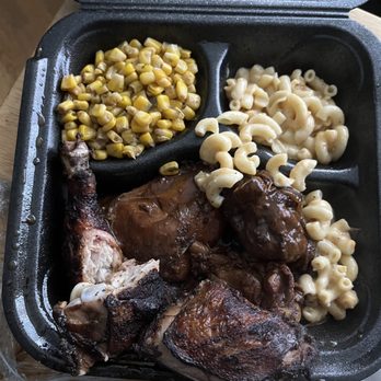 Jerky Jerk - 2 meats 2 sides - 1/4 dark jerky jerk, Mr Browns stewed chicken, corn and peppers, and mac b cheese - Caribbean Near Me - Rolling Meadows, Illinois