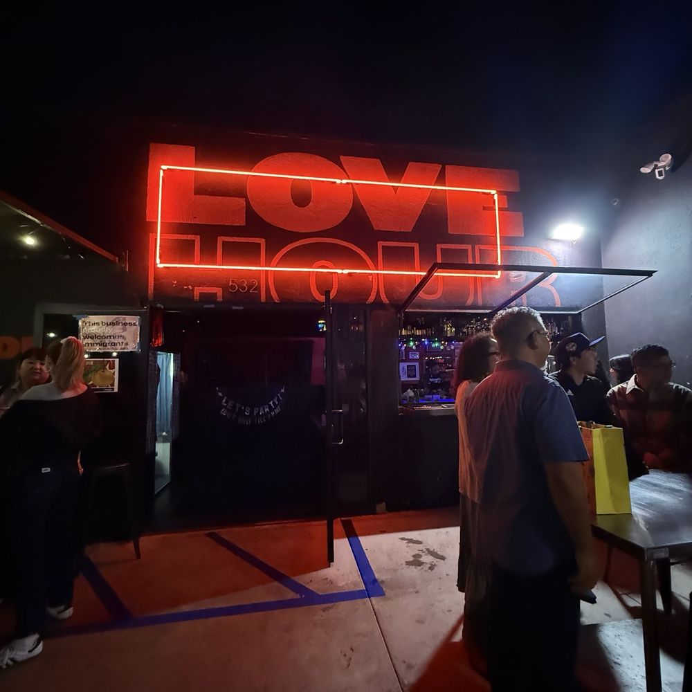 Love Hour - Burgers Near Me - Los Angeles, California