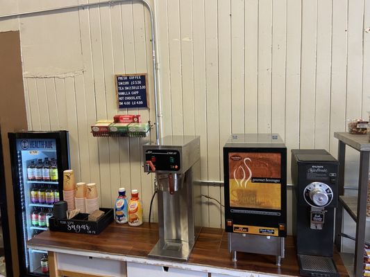 Hayes Market and deli by null