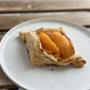 Lele Cake - Peach Pastry - Coffee & Tea Near Me - Los Gatos, California