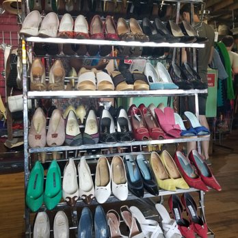 Hip Zipper Vintage - Used, Vintage & Consignment Near Me - Nashville, Tennessee Hip Zipper Vintage - Used, Vintage & Consignment Near Me - Nashville, Tennessee