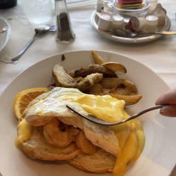 Cheeser's Palace Cafe - Shrimp and crab eggs Benedict - Breakfast & Brunch Near Me - Clermont, Florida Cheeser's Palace Cafe - Shrimp and crab eggs Benedict - Breakfast & Brunch Near Me - Clermont, Florida
