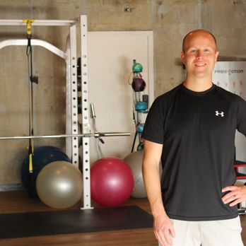 Avid Physical Therapy - Bryce Burton, DPT - Physical Therapy Near Me - Denver, Colorado